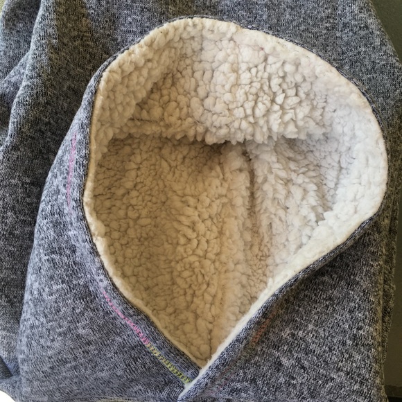 MUDD BRAND GIRLS HOODIE. - Picture 5 of 9